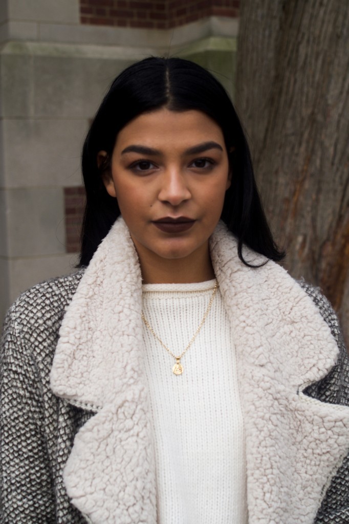 LESS IS MORE—Nine Dainty Jewelry Looks That Are Simply Stunning 12 Powell2