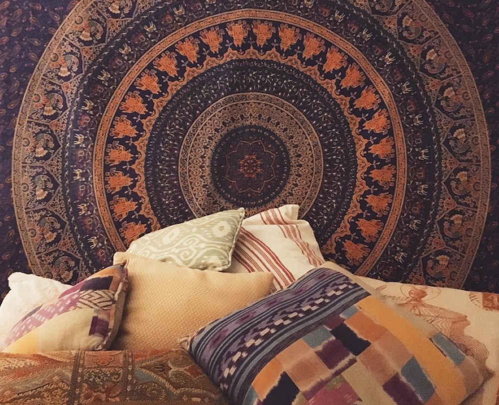 CollegeDormista—Seven Beds That Make The Struggle To Wake Up Real 12 Screen Shot 2016-01-13 at 2.32