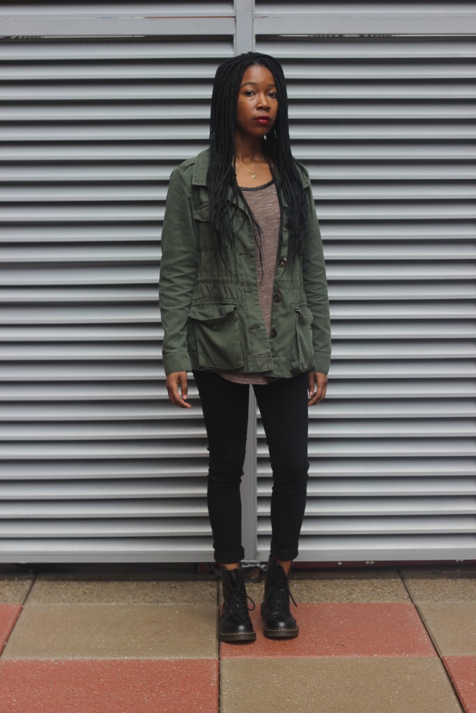 The Top 10 Looks Our Editors Are Obsessed With From College Campuses This Week 16 Shields1116-4