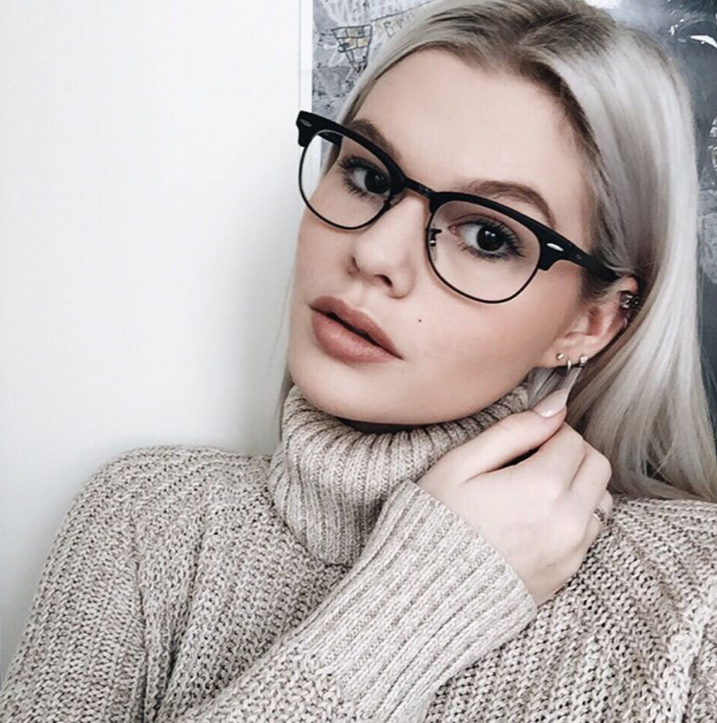 NERDING OUT—Seven Glasses Looks That Are Spec-tacular 14 Screen Shot 2016-02-15 at 10.07.46 PM