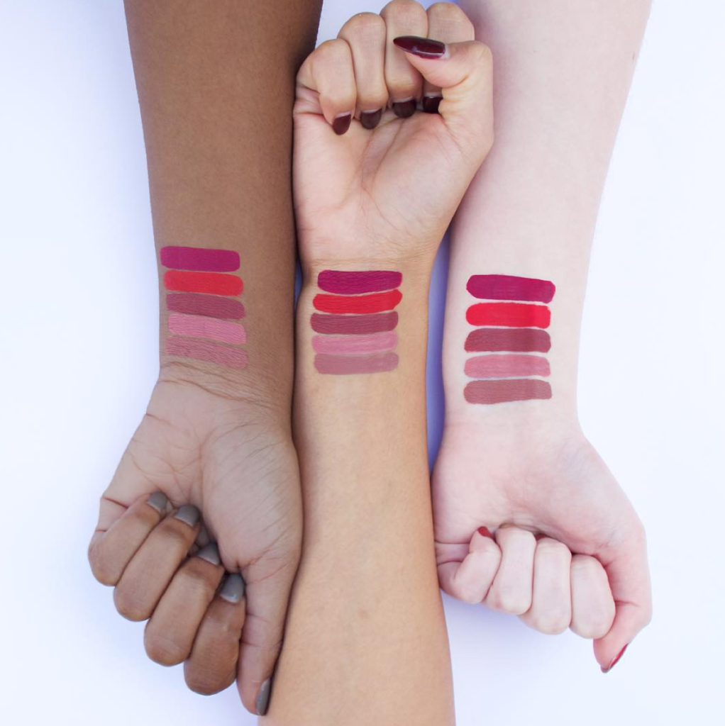 Trending @ CollegeFashionista—Five Accounts We Are Currently Obsessed With 8 Screen Shot 2016-02-18 at 2.39.20 PM