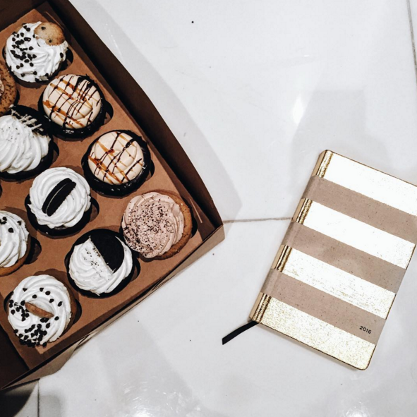 MARDIS GRAS—18 Ways To Indulge In Fat Tuesday 31 annekeknot