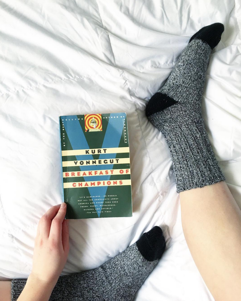 Seven Comfy Beds That Make 8 ams Even Worse 11 Screen Shot 2016-03-07 at 1.44.15 PM