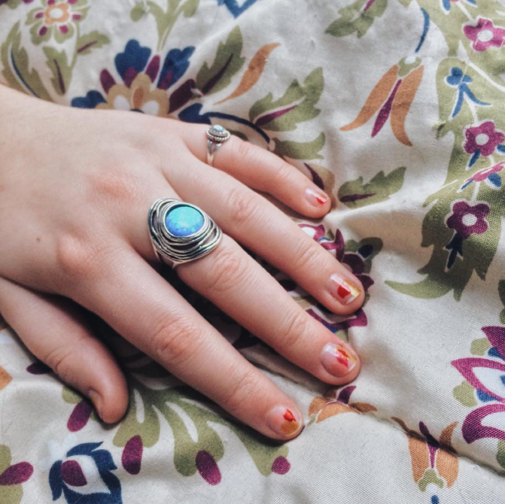 Seven Comfy Beds That Make 8 ams Even Worse 12 Screen Shot 2016-03-07 at 1.47.30 PM