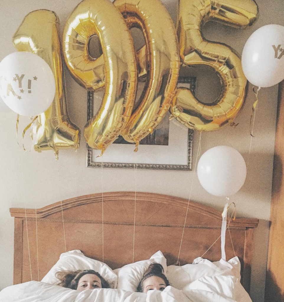 Seven Comfy Beds That Make 8 ams Even Worse 13 Screen Shot 2016-03-07 at 1.48.37 PM