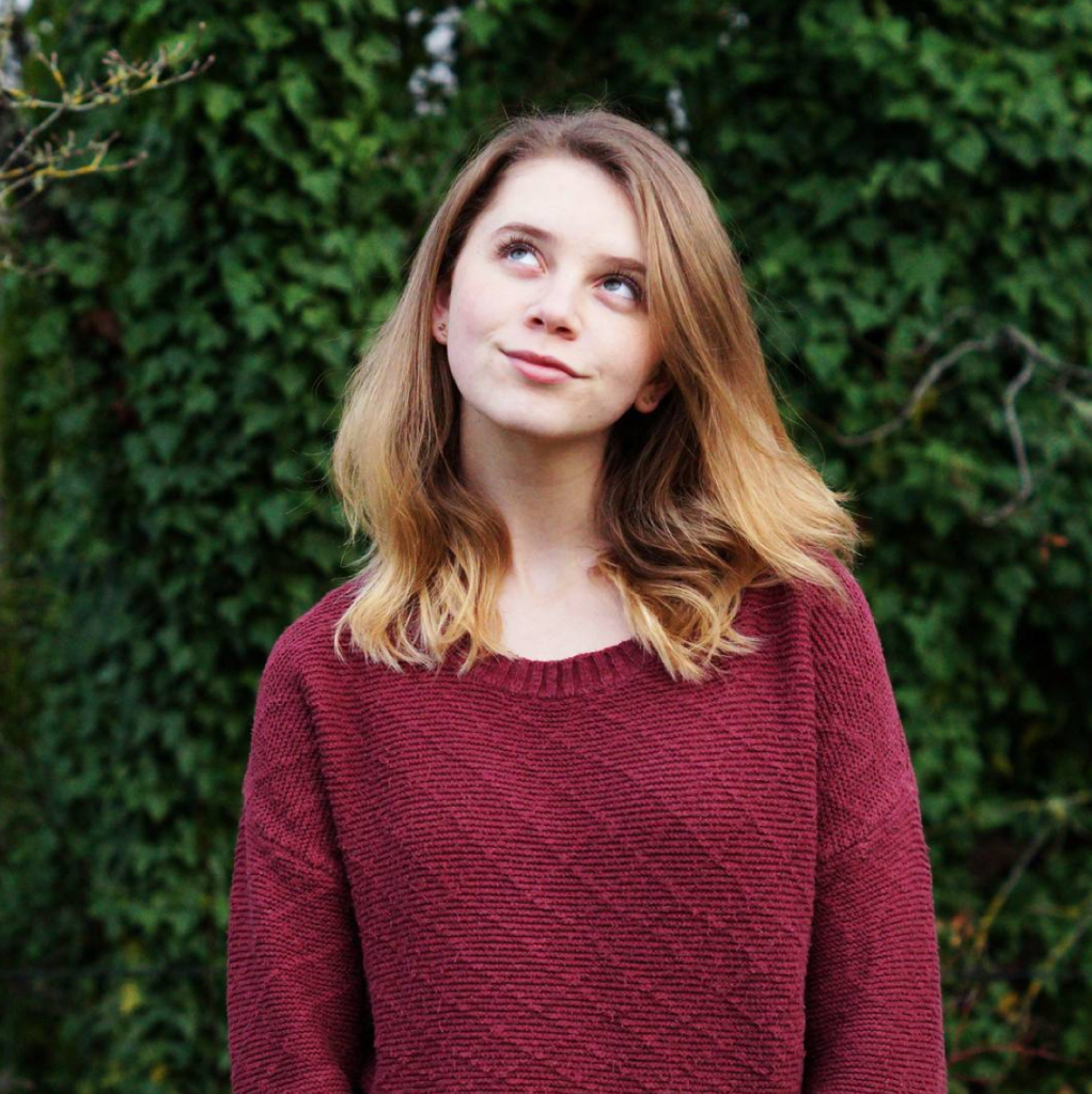 Six Easy Hairstyles That Are Anything But Ordinary 2 Photo via @tracyfacy