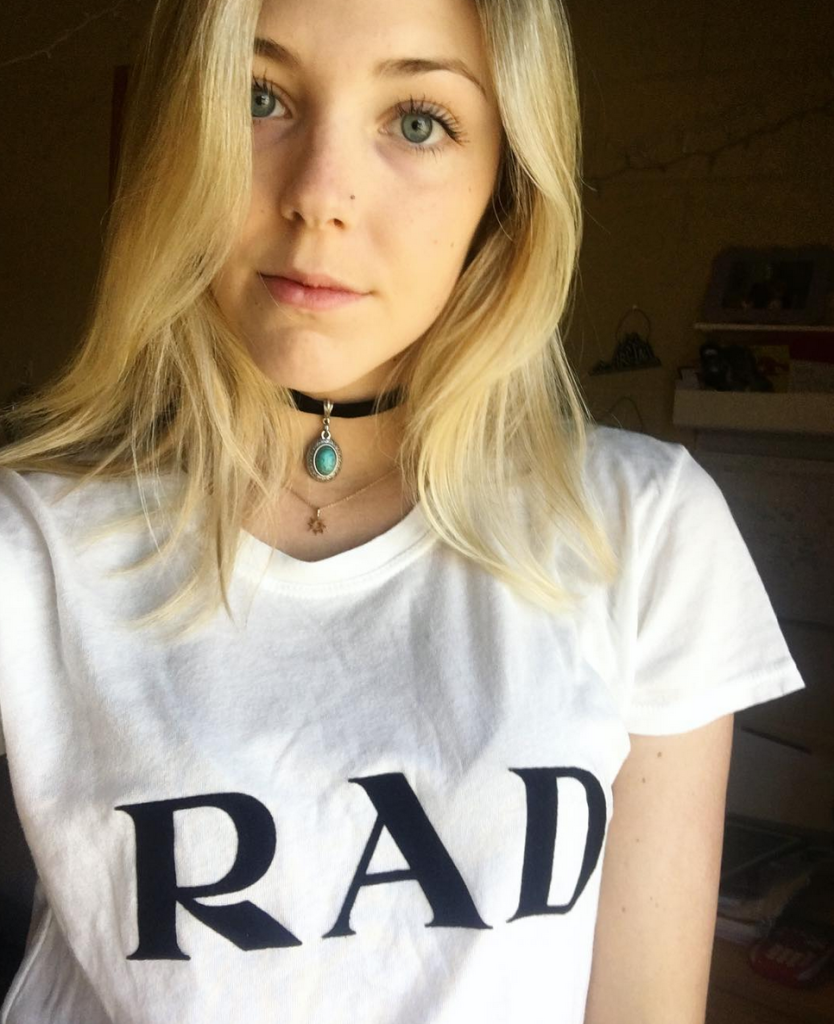 We're Choking Up Over This Trend 12 Screen Shot 2016-04-18 at 1.54.30 PM