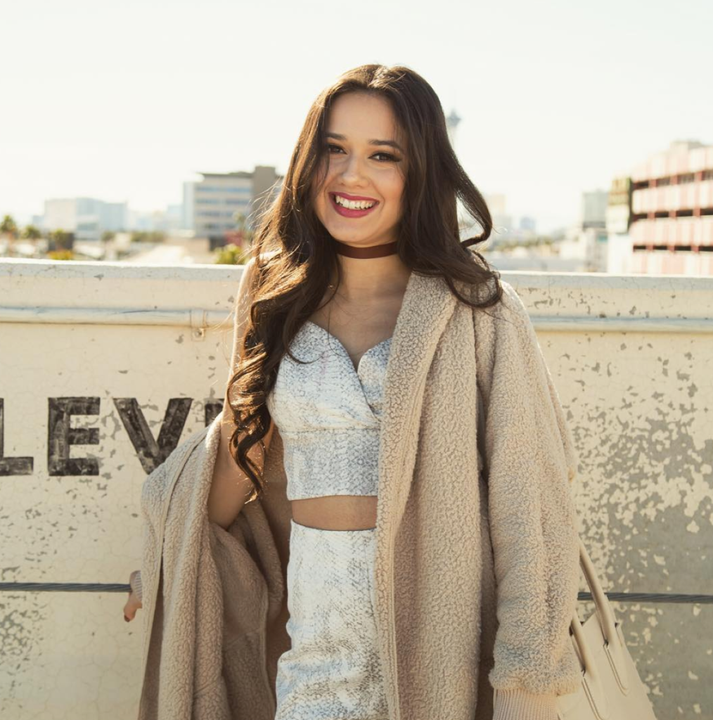 We're Choking Up Over This Trend 15 Screen Shot 2016-04-18 at 1.58.30 PM