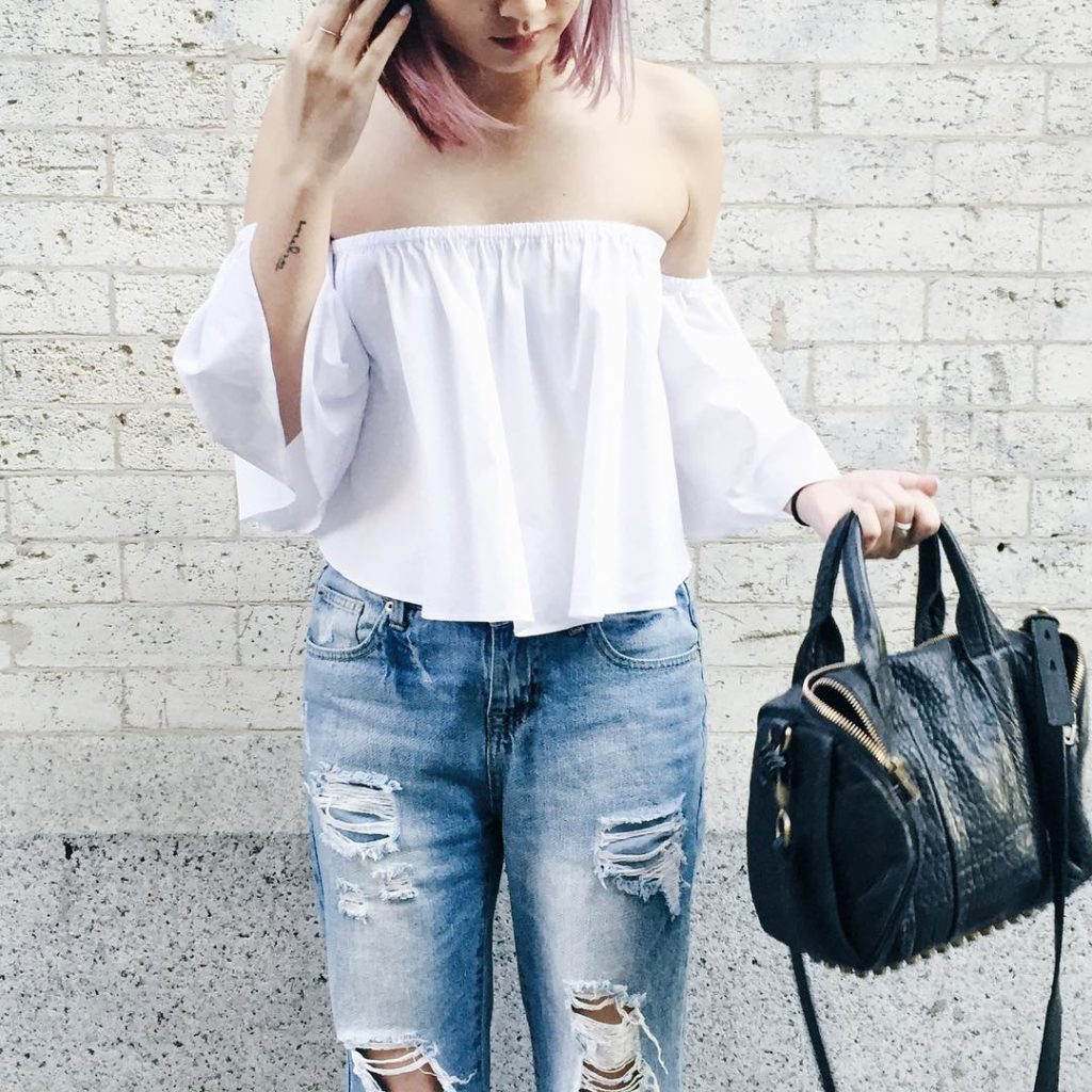 Off-the-Shoulder Versus Oversized—Trending Shirts From Our Style Gurus 12 1-fionnac