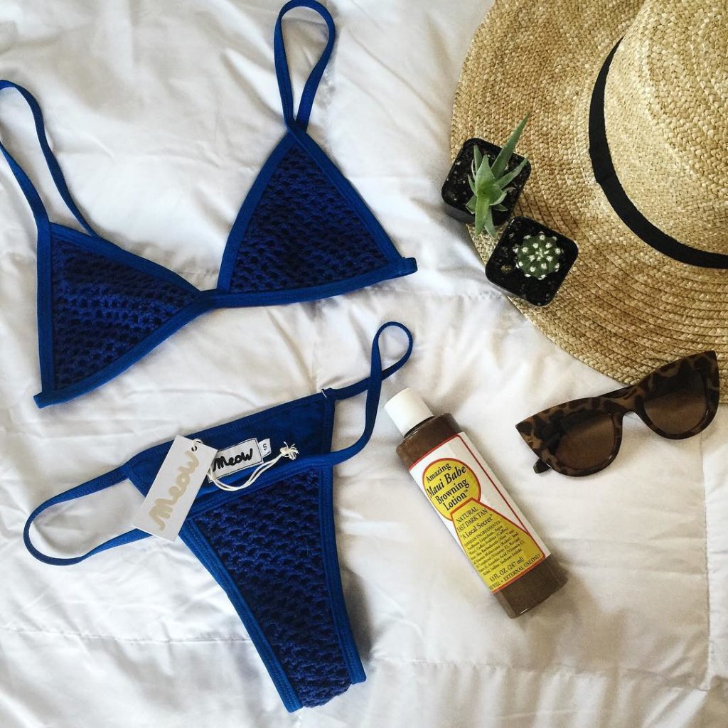 Flat Lays For Vacas: Eight Photos to Help You Pack For Your Next Adventure 17 8_biancacanales