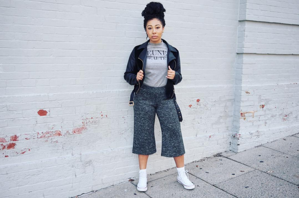 NOW AND THEN—28 Style Gurus Show Us Their First Instagram Photos 83 lauriseirl - now