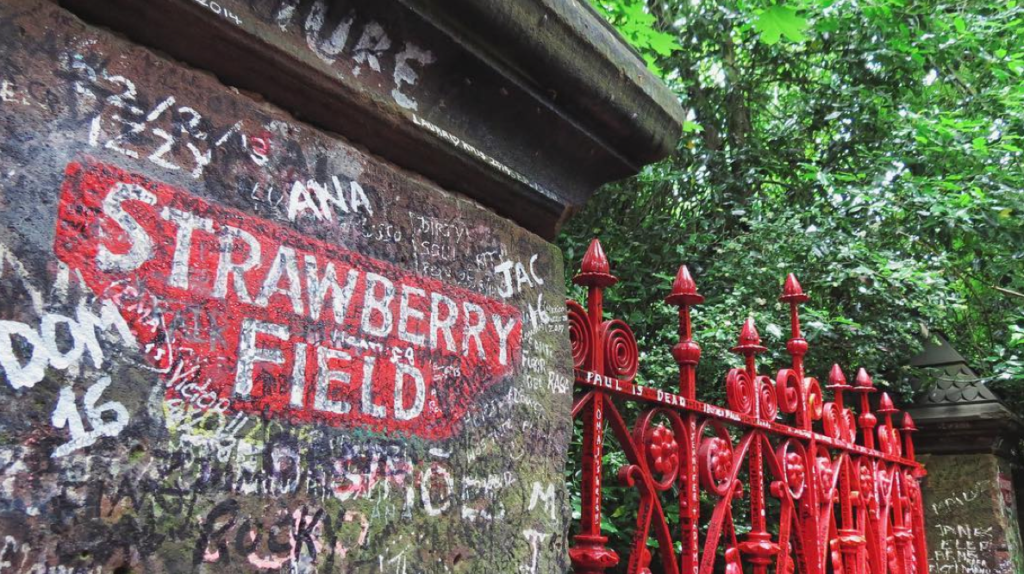 These Travel Pics Are Sure To Give You Major FOMO 12 Screen Shot 2016-07-18 at 11.20.38 AM