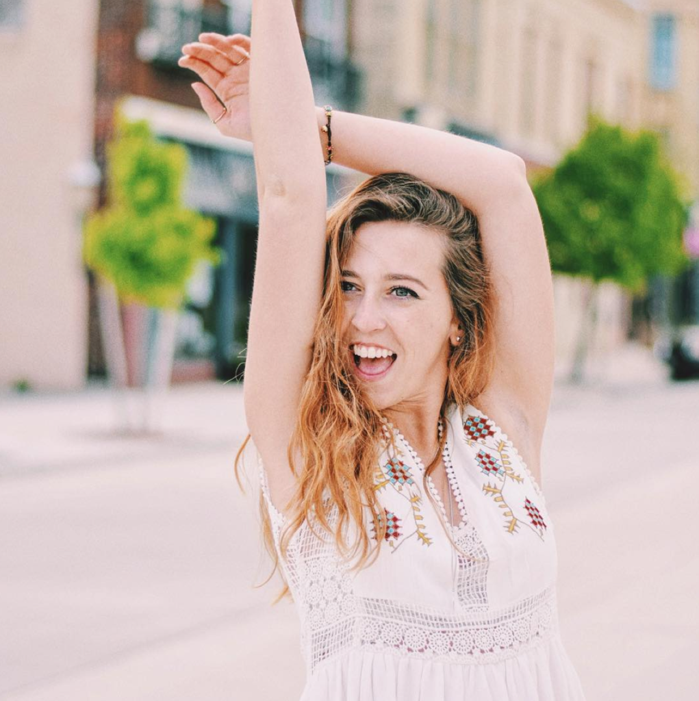 The Fashion Getaway—Nine Global-Inspired Outfits That Feel Like a Vacation 19 Screen Shot 2016-07-19 at 4.00.25 PM