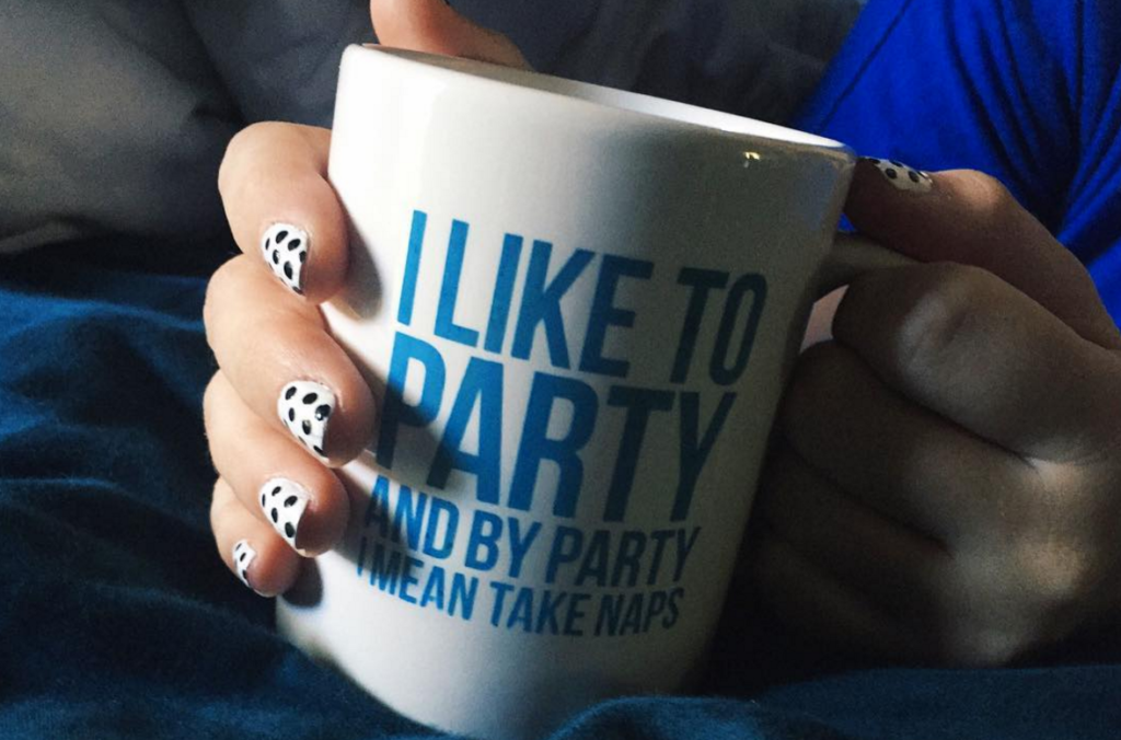 Nail This Summer With These Super #RAD Mani Ideas 21 shannamerceron