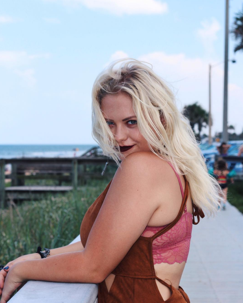 Pucker Up! It's National Lipstick Day! 27 shannamerceron