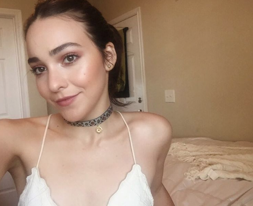 Eight Hot Beauty Looks For The Hottest Time Of The Year 15 Screen Shot 2016-08-10 at 4.35.37 PM