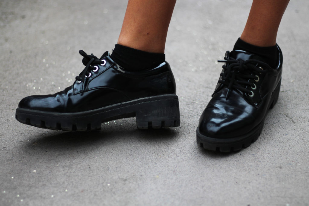 Check Out What Is Trending With Toronto College Students (And How to Wear Them) 8 scandolo092316-1