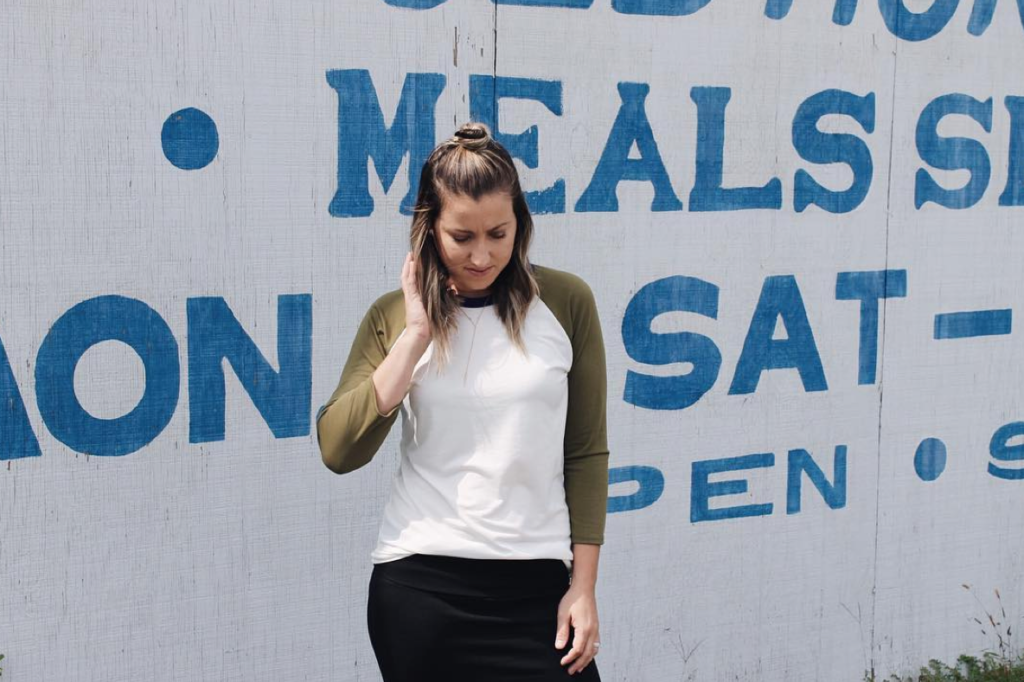 Nineteen Fashion Essentials To Ensure Your Fall Wardrobe Is Set 32 Screen Shot 2016-09-08 at 11.04.26 AM