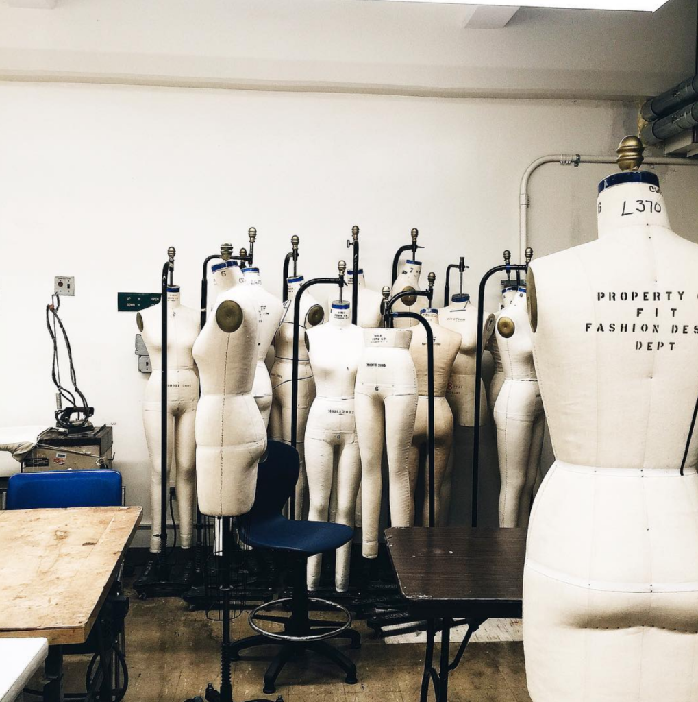 These Trending Style Guru Instagram Photos Have Us Double Tapping 29 screen-shot-2016-09-14-at-3-10-23-pm