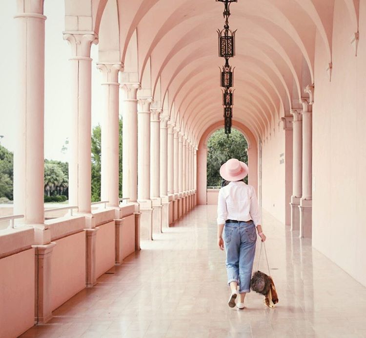 Blush for Fall—Ten Looks for Pink Outfit Inspiration 12 1_geminitauberge