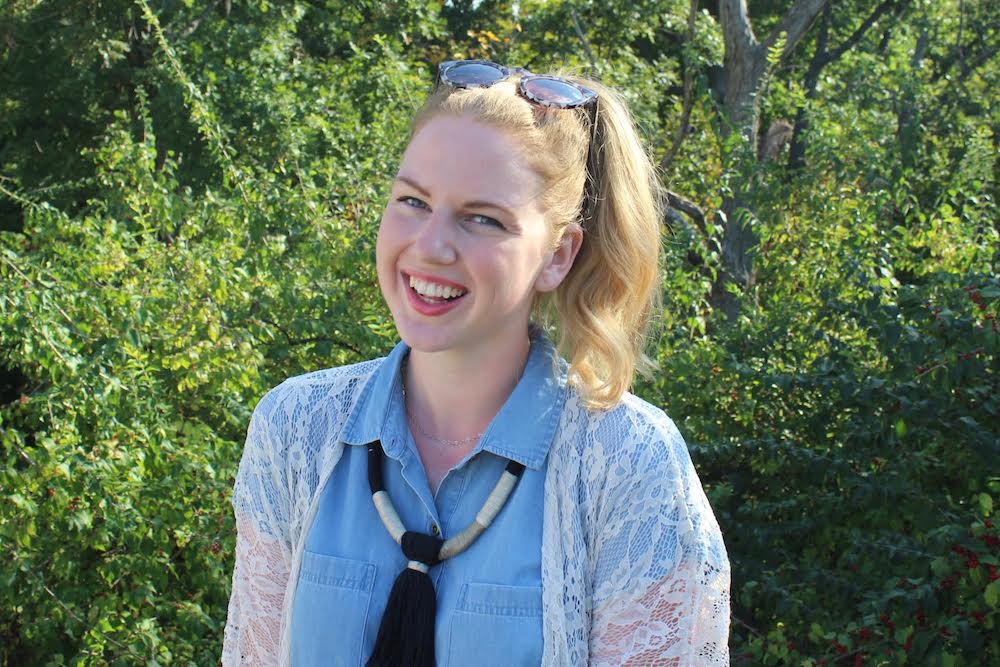 See These Three College Students Take On This Fall's Hottest Beauty Trend 7 olivia-bleeker