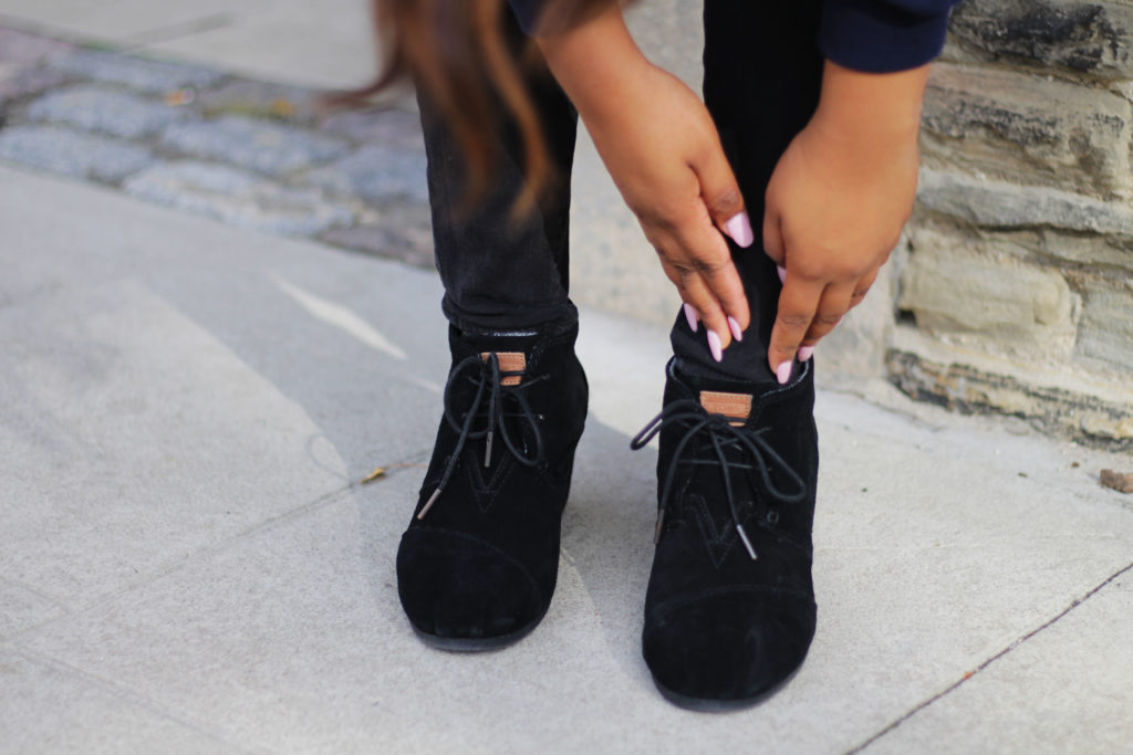 Check Out What Shoe Styles Are Trending With Canadian College Students 9 scandolo111416-3