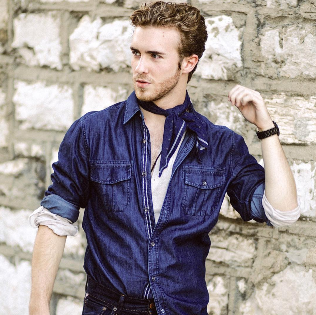 These Are the Top Fall Fashion Picks From Our Style Gurus 20 screen-shot-2016-11-03-at-2-57-22-pm