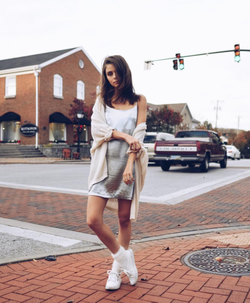 Friendsgiving, Formal Affair, Casual Feast—We Have The Best Thanksgiving Look For Your Specific Celebration 16 screen-shot-2016-11-14-at-5-07-58-pm
