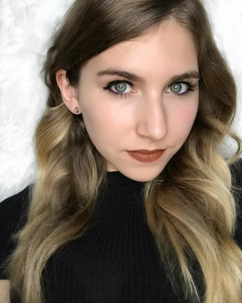 Our Fav Selfies of November 25 screen-shot-2016-11-29-at-5-23-48-pm