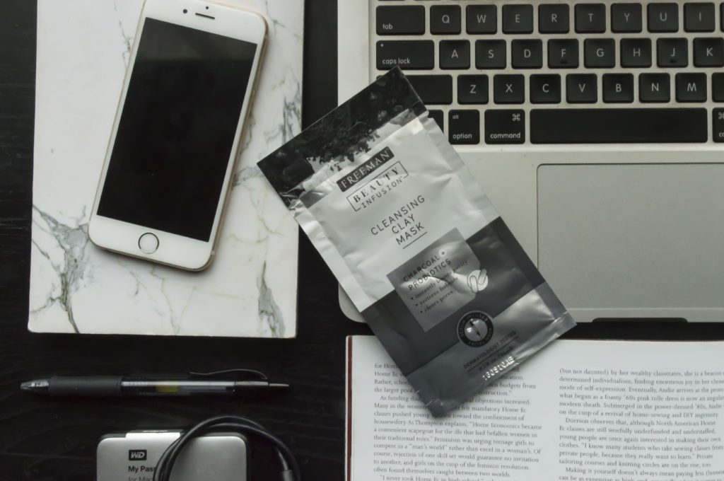 Here's How We Suggest Your Relieve the Stress of Finals 7 brinkleyjaida120916-4