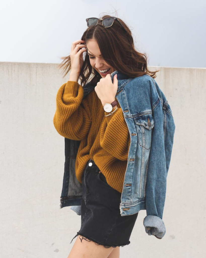 Color Crush! 5 Ways to Illuminate Your Look With Golden Yellows 8 baileychupein