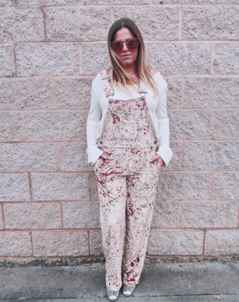 15 Stylish Outfit Ideas for the First Day of Your New Semester 25