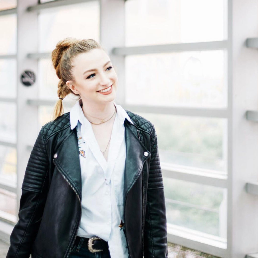 4 CollegeFashionista Contributors Share Their Incredible Style Guru Stories 6