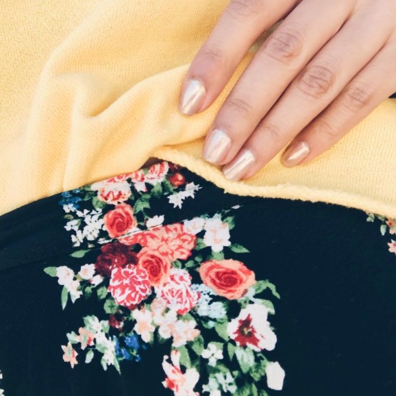 The 5 Colors You Need In Your Closet This Spring, According To Experts 7