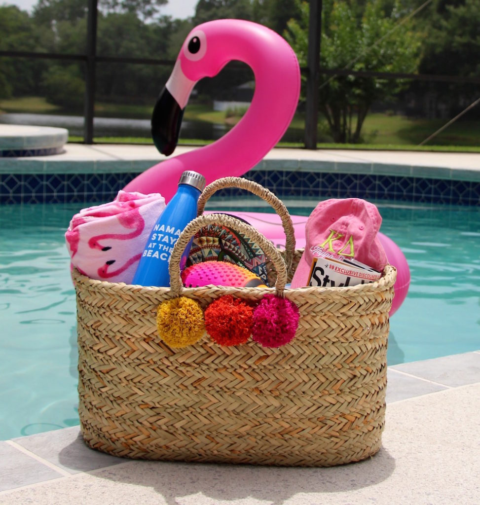 Palm Trees and 80 Degrees: 6 Trendy Summer Essentials 11