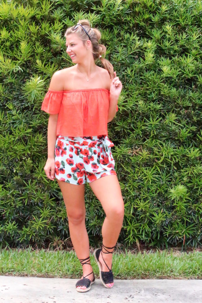 Palm Trees and 80 Degrees: 6 Trendy Summer Essentials 12