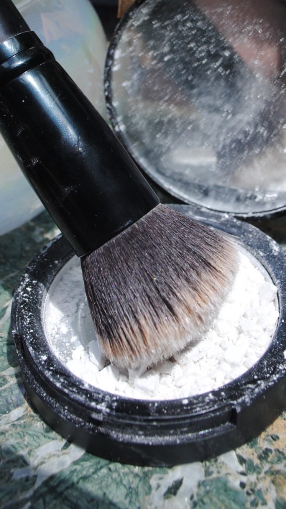 How to Clean Your Brushes to Achieve a Flawless Complexion 7