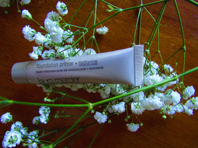 Summer Checklist for Healthy, Luminous Skin 11