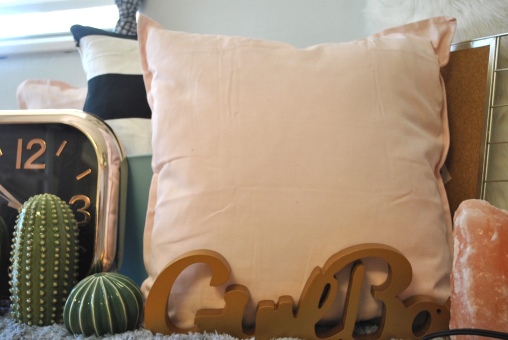 Trendy, Instagram-Approved Dorm Room Essentials 8