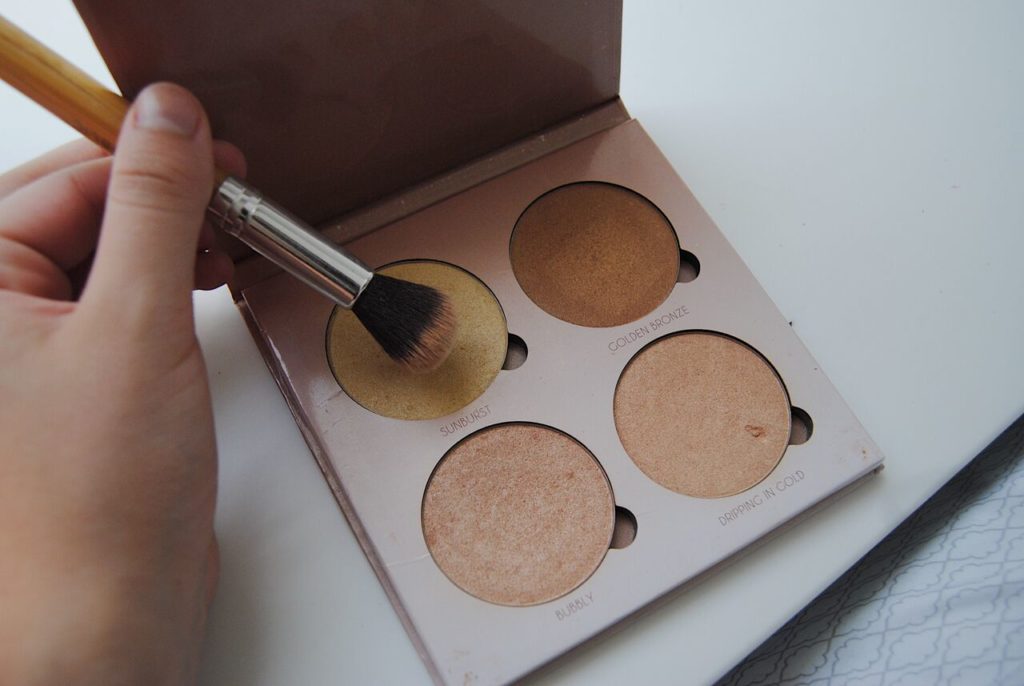 These Are the 5 Beauty Products Every College Girl Should Own 7