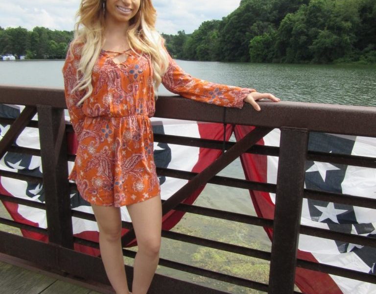 BEAUTY BAR: Summer Shimmer And Golden Locks 1