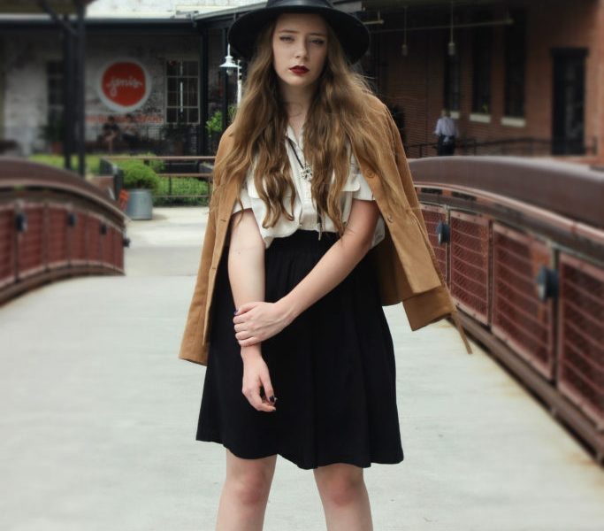 STYLE GURU BIO: Lindsay Thomaston 1