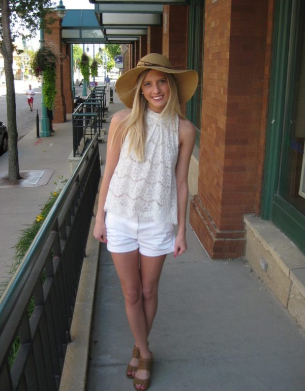 STYLE GURU BIO: Adrianna Ferrari 1