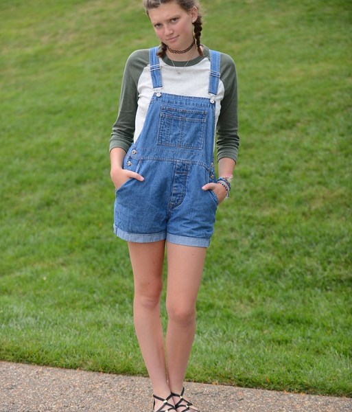 STYLE GURU BIO: Hayley Langer 1