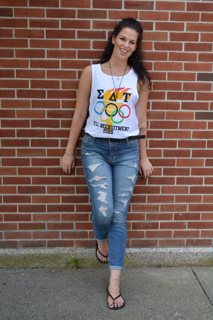 WHAT TO WEAR: Greek Life