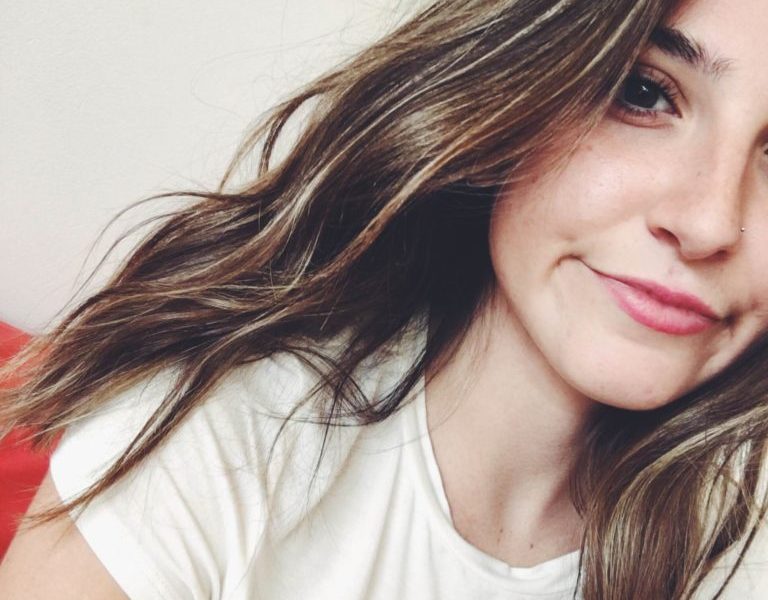 This Beauty-Obsessed College Student Went Three Days Without Makeup 1
