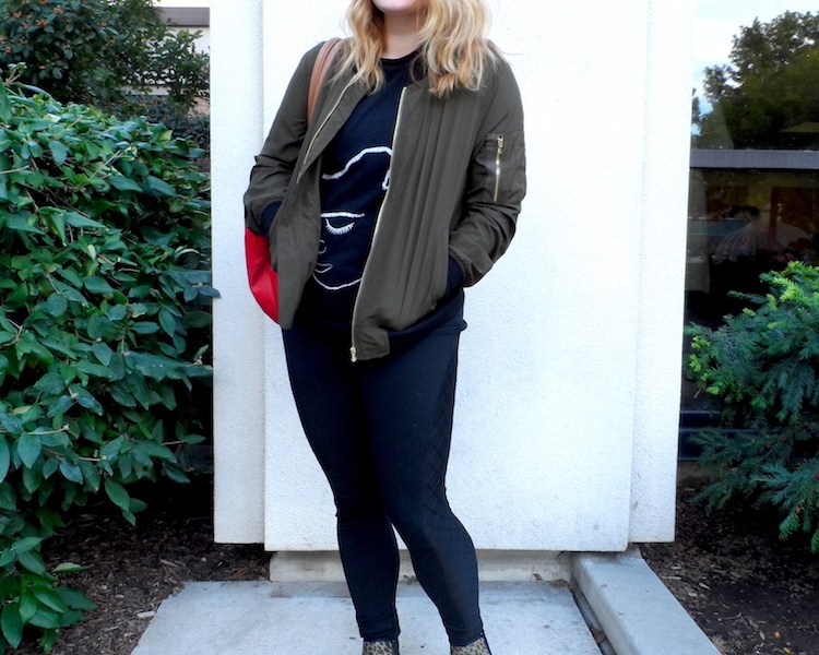 WHAT TO WEAR: Campus Cruisin’ With No Pants On 1