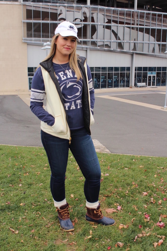 WHAT TO WEAR: Tailgating to a T