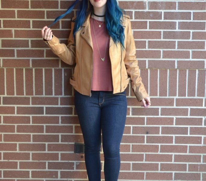 BEAUTY BAR: Blue Haired Beauty 1