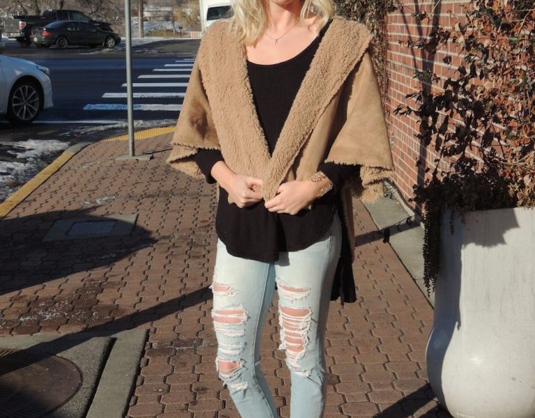 STYLE GURU BIO: Becca Calloway 1